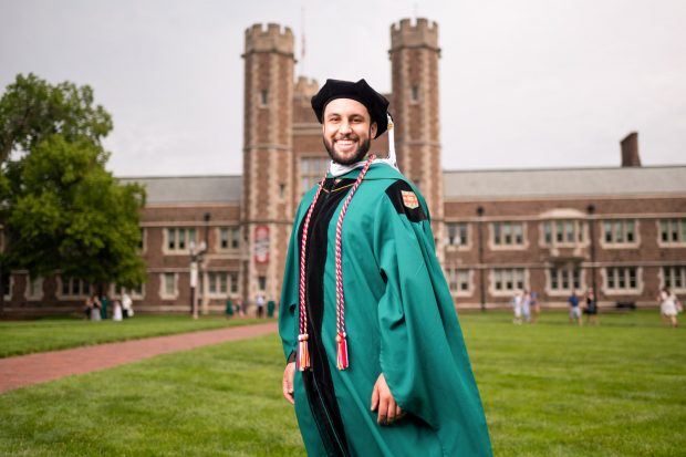 Cesar Meza ‘16 is completing doctoral studies in mathematics at Washington University in St. Louis.