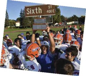 Sagehens with the Sixth Street trophy on Rivalry Weekend