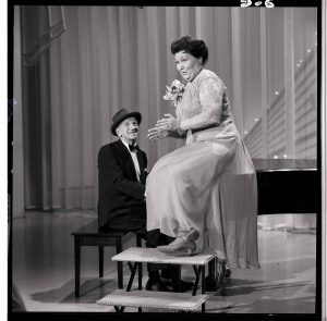 Mrs. Miller and Jimmy Durante sing a duet on TV’s The Hollywood Palace.