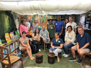 L.A. and O.C. Sagehens join Professor Sam Yamashita at a book launch for Soma Mei Sheng Frazier ’95, author of Off the Books.