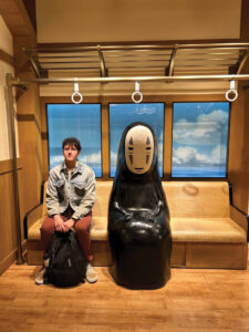 Daniel Klein ’26 with a new subway friend