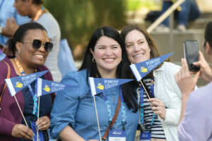 A group of women alumni smiling